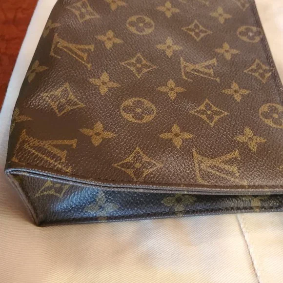 🌺 Louis Vuitton Monogram Toiletry Pouch Clutch 19 Excellent - Picture 5 of 14